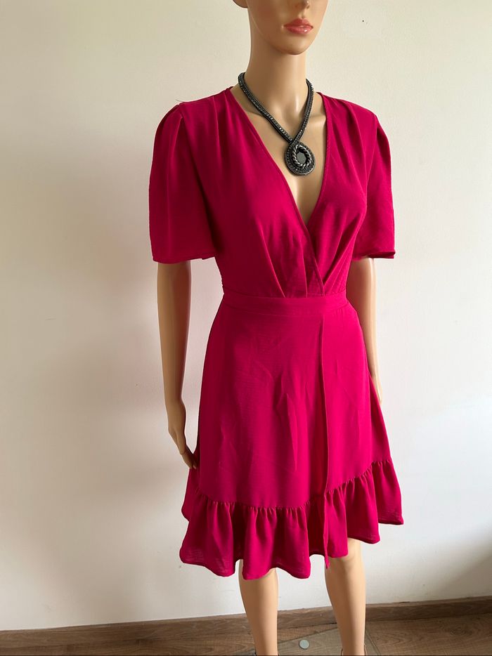 Robe rose neuve à manches courtes Morgan taille 36 (valeur 65€) - photo numéro 2