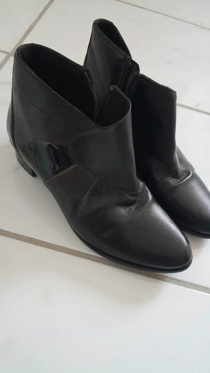 Bottines noir en cuir T39