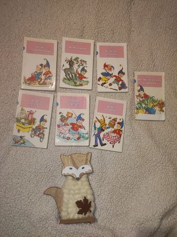 Lot de 7 livres oui oui dont 1 offert ( un peu plus abîmé)