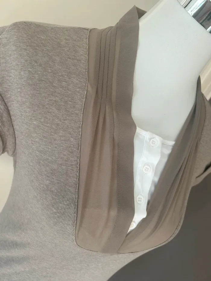 Peserico top haut blouse 2 en 1 beige et blanche taille fr 38 - photo numéro 3