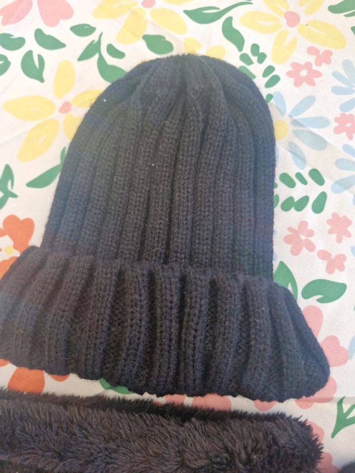 Ensemble bonnet écharpe gant - photo numéro 2