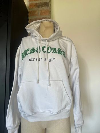 Pull à capuche