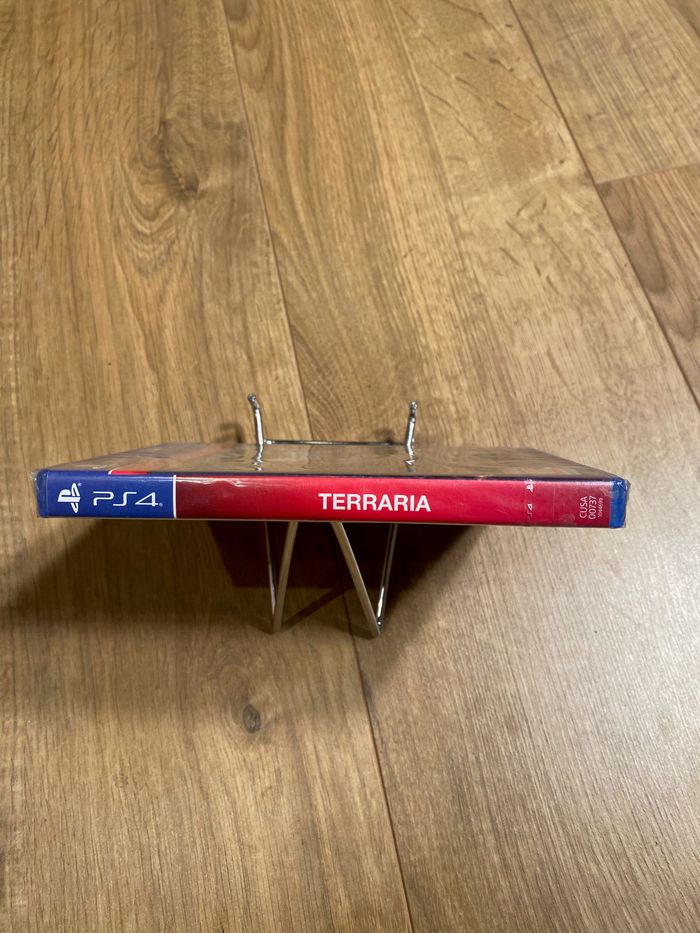 terraria - PS4 / PS5 - jeu neuf sous blister - photo numéro 3