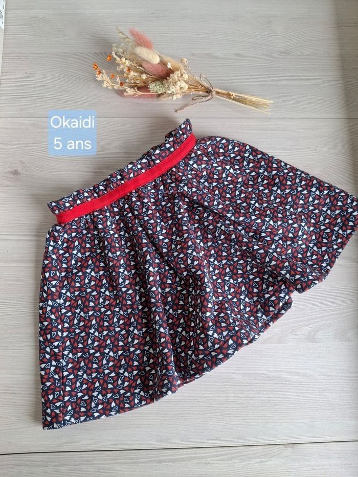 Jupe hiver automne coeurs bleu rouge blanc Okaïdi Taille 5 ans