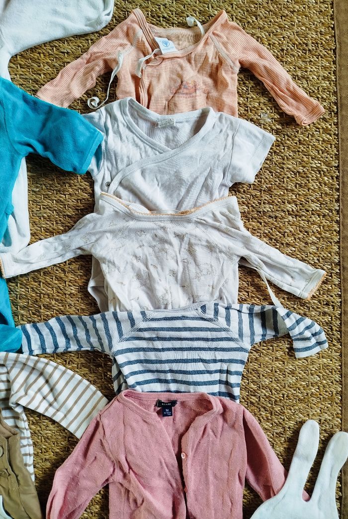 Lot pyjamas 1 mois - photo numéro 3