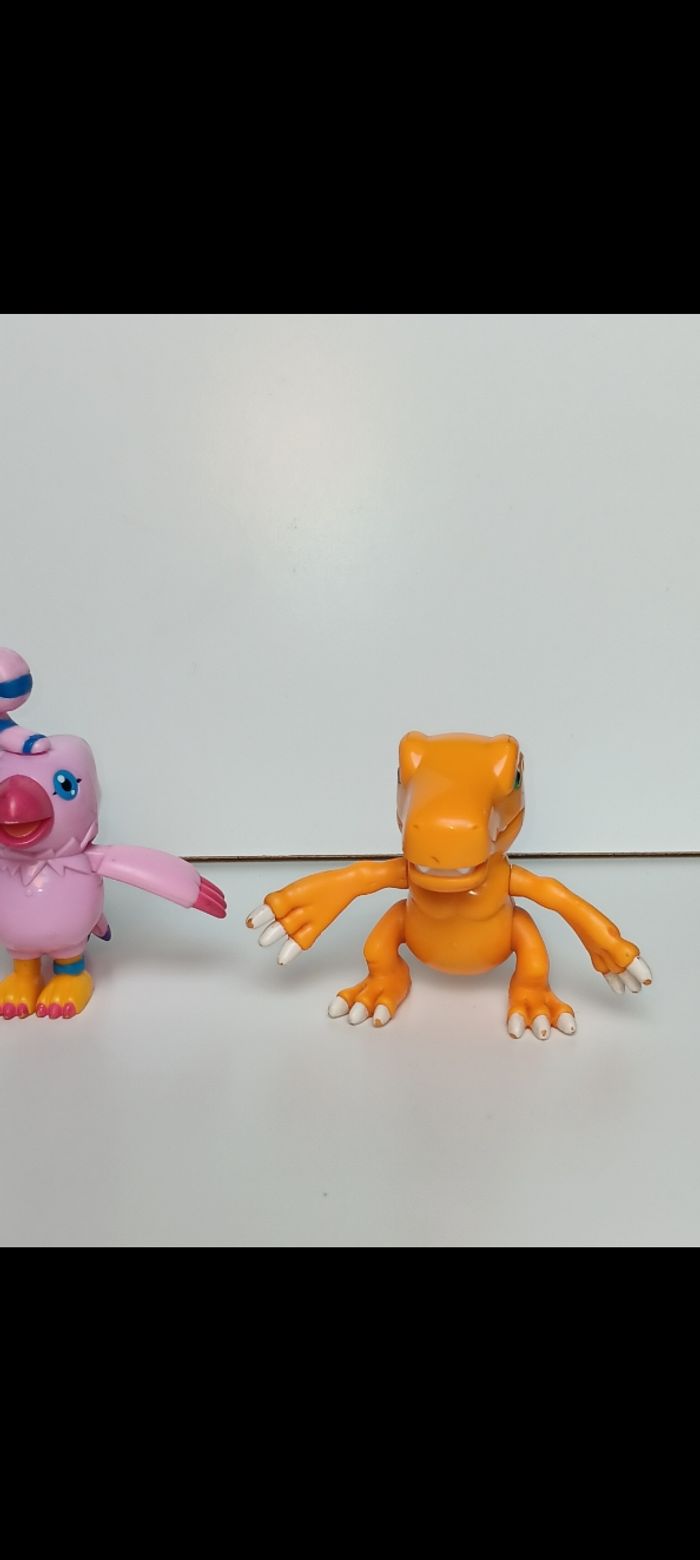 Lot figurines vintage digimon 10,5cm pour la plus grande - photo numéro 3