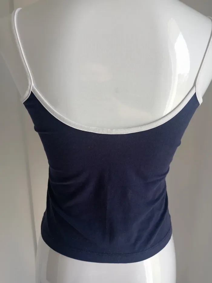 Top court bleu marine et bretelles blanches T.S Fila - photo numéro 3