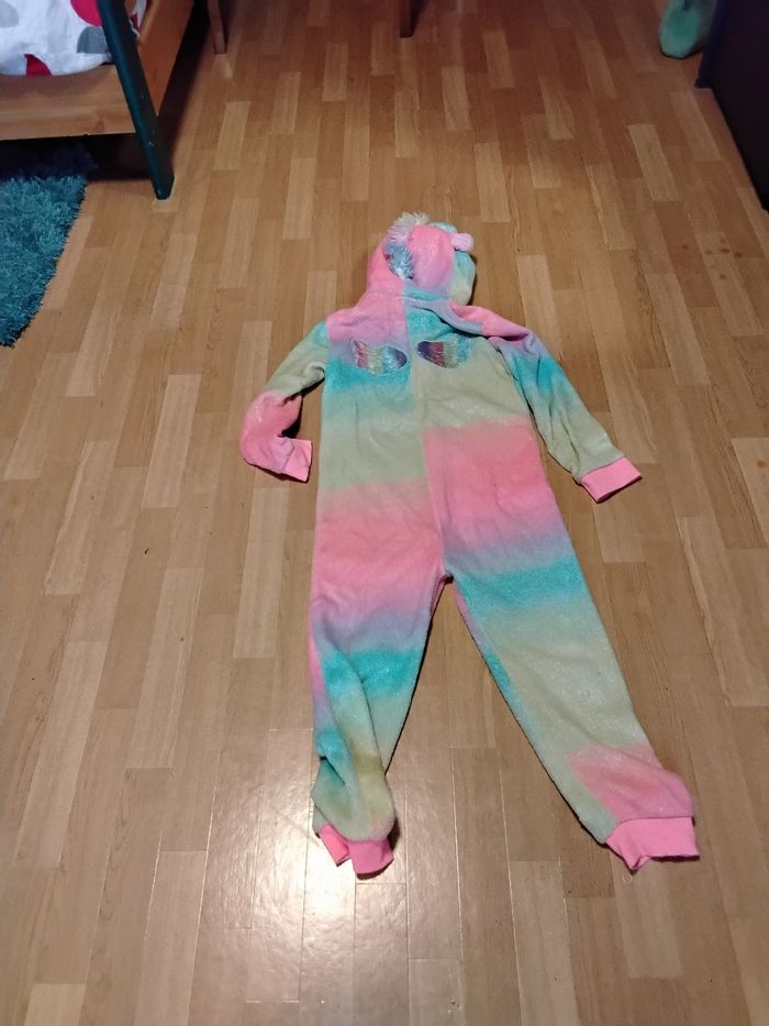 Pyjama combinaison licorne 10 ans - photo numéro 3
