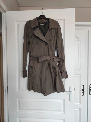 Trench femme in extenso