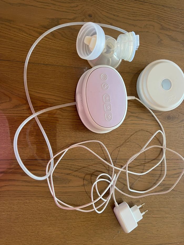 Tire lait avent avec Tupperware pour congeler - photo numéro 2