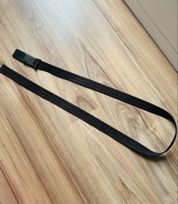 Ceinture grise avec Fermoir Boutique Indépendante Taille 130cm