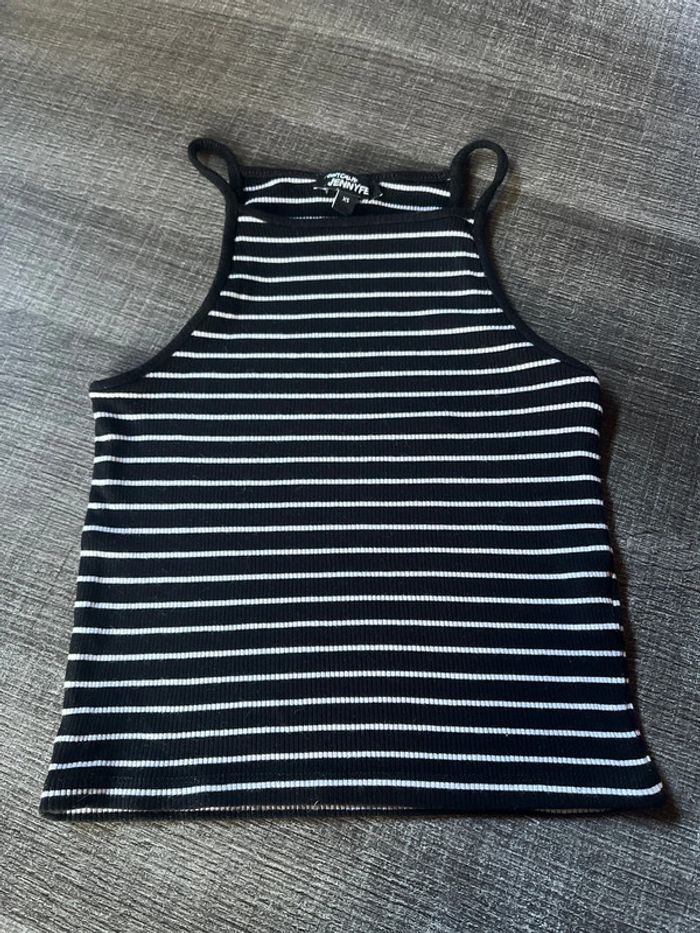 CROP top, taille XS, couleur marine