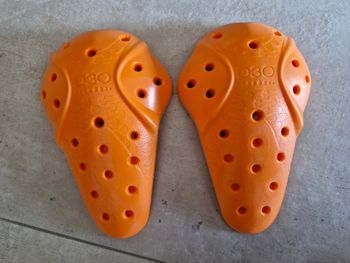 Protections genoux, coudes, épaules D30