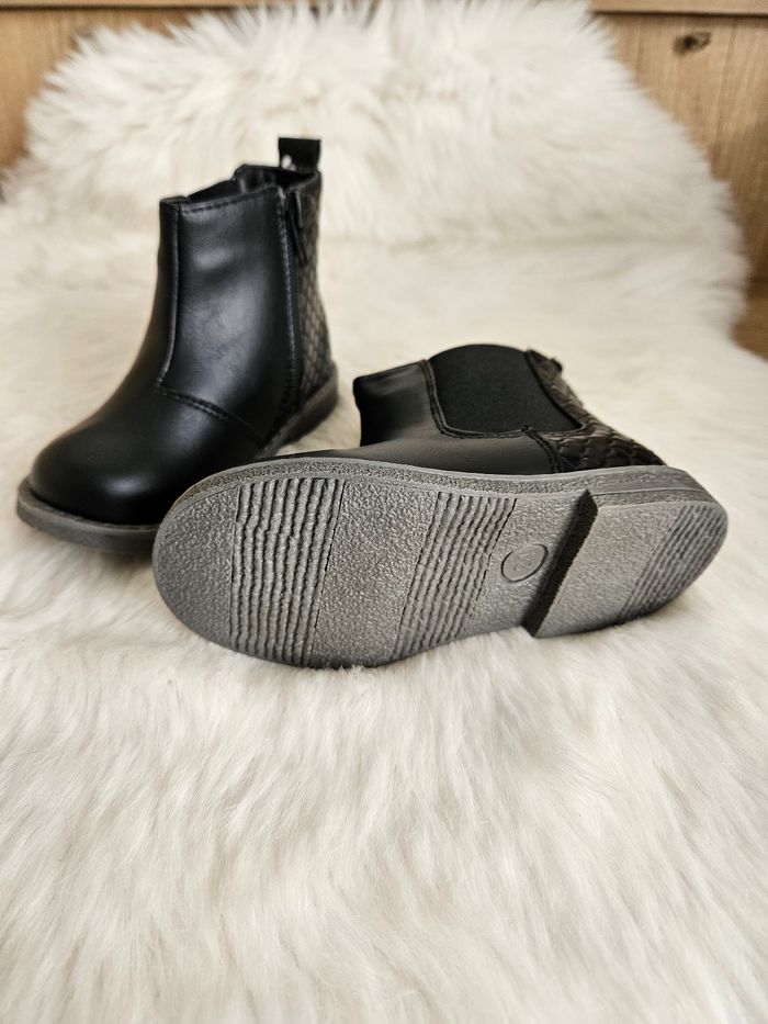 Bottines pointure 24. - photo numéro 5