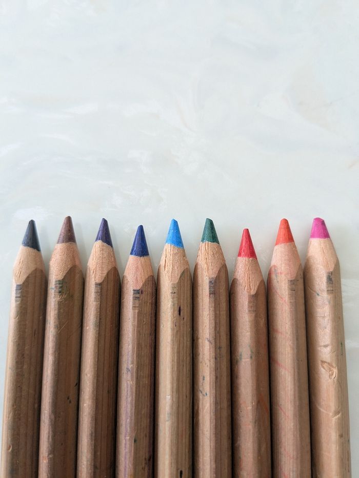 Lot de 9 crayons de couleur à grosse pointe . - photo numéro 2
