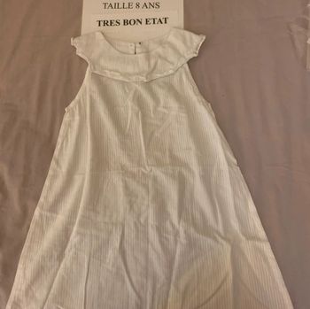 Robe manches courtes