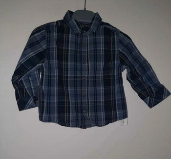 Chemise kiabi taille 24 mois