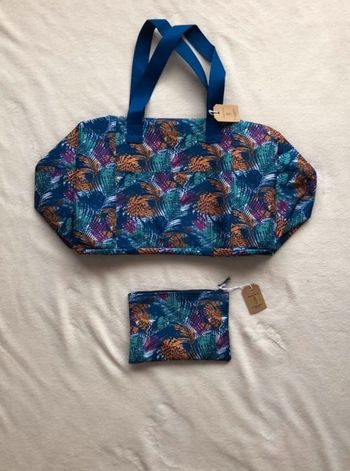 Blanche Porte – Sac de voyage et sa pochette assortie