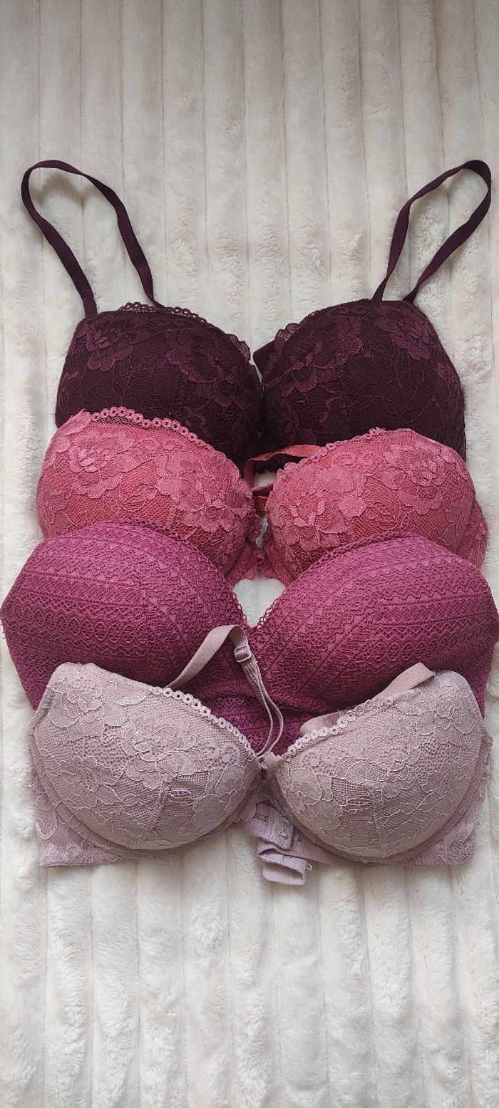 Lot de 4 soutiens gorge 80A
