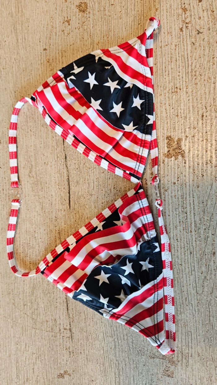 Bikini fille bleu, blanc et rouge avec étoiles, taille 10/12 ans - photo numéro 4