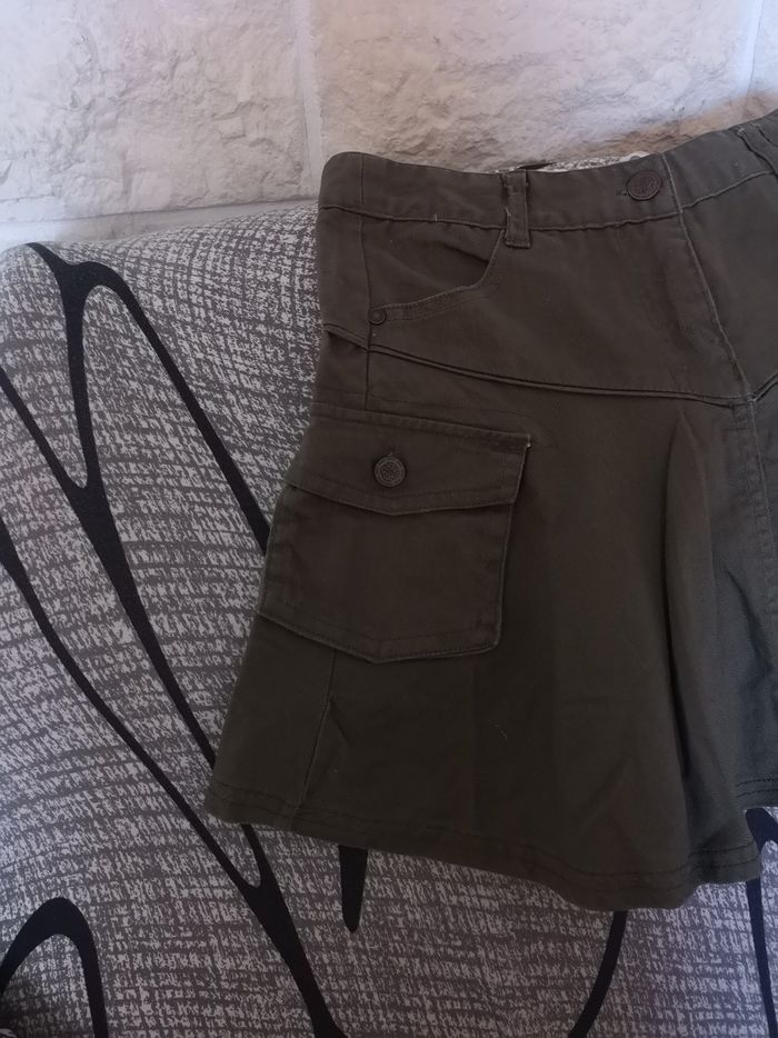 Lots de 2jupes plusieurs marques taille 8ans - photo numéro 5
