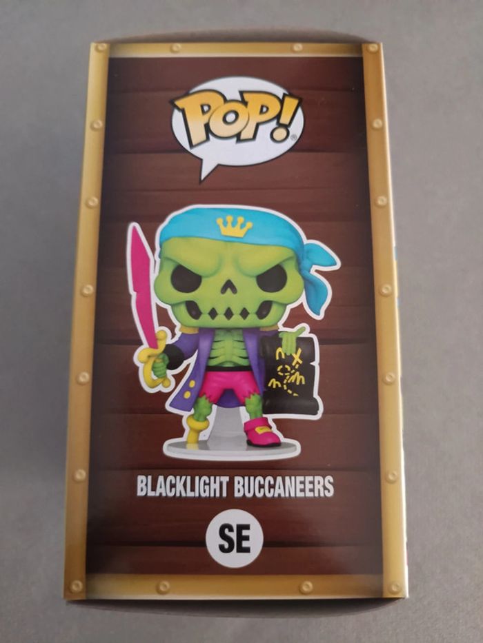 Pop Funtastic Voyage Blacklight Buccaneers SE - photo numéro 4