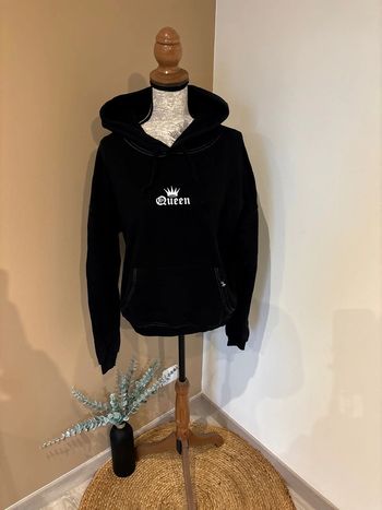 Pull à capuche Eva Queen taille S