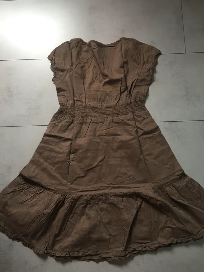 Robe courte - photo numéro 2