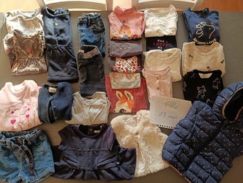 Lot vêtements fille 18 mois