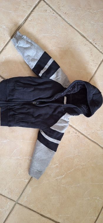 A vendre gilet tout doux bien chaud