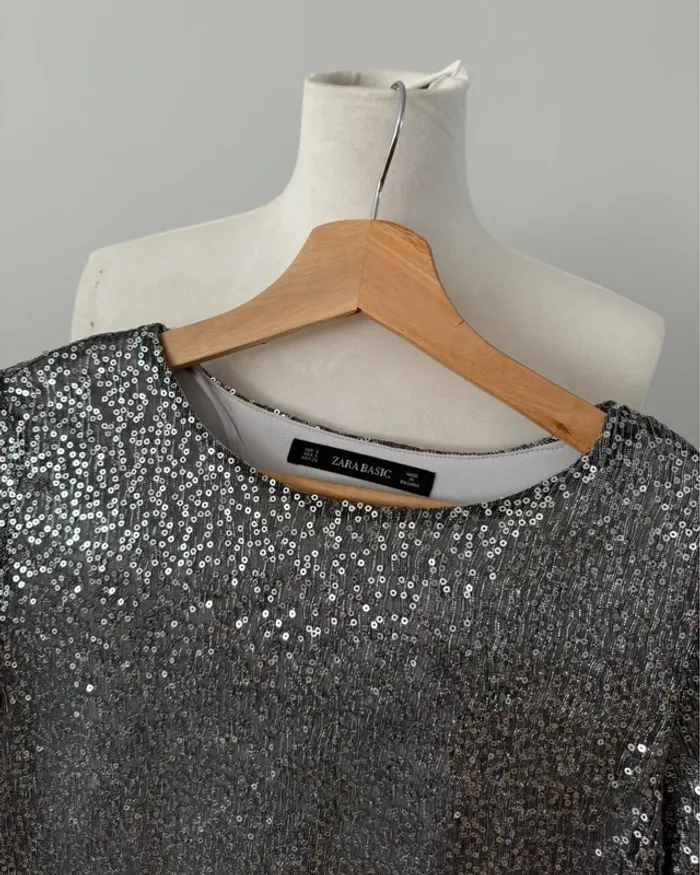 Haut à sequins Zara S/36 - photo numéro 2