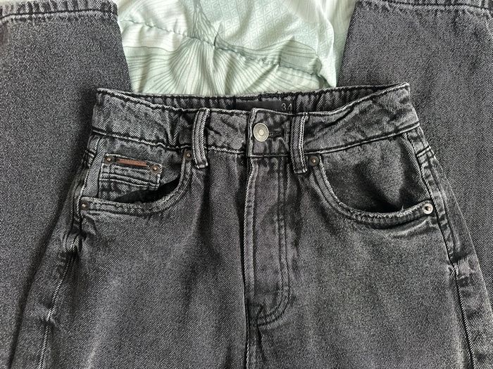 Jeans Stradivarius - photo numéro 4