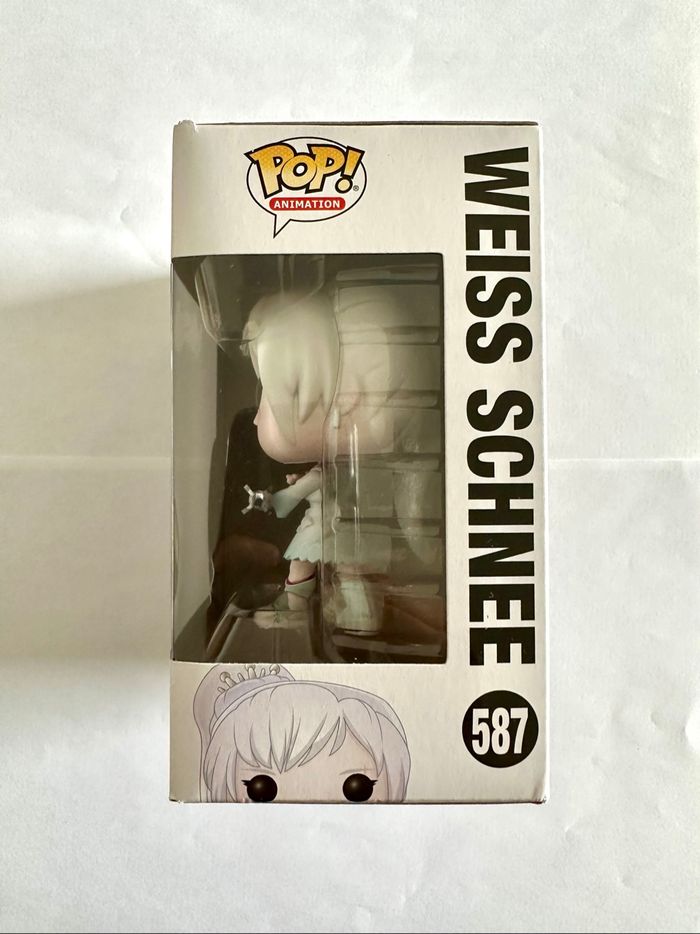 Figurine Funko Pop Weiss Schnee numéro 587 RWBY - photo numéro 2