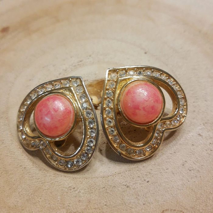 Boucles d'oreilles en cœur dorés vintages à pinces - photo numéro 4