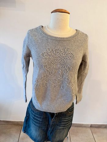 Pull NafNaf taille XS