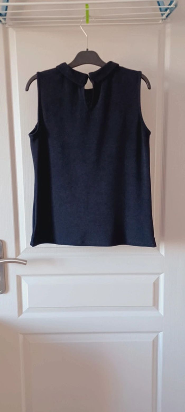 Débardeur femme bleu marine col dentelle Cache cache taille M - photo numéro 4