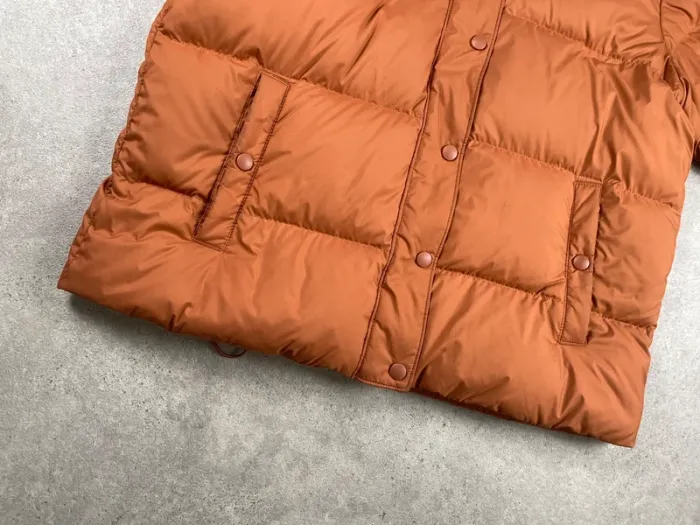 Patagonia Women's Silent Down Jacket Burnished Red - photo numéro 5