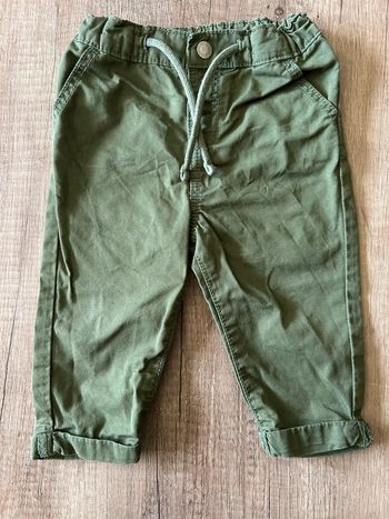 Pantalon vert 9 mois