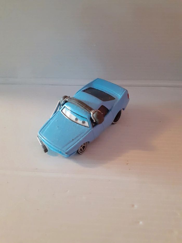 Cars véhicule d'écurie