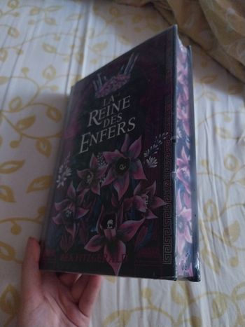 Roman La Reine des Enfers Relié collector sous blister Bea Fitzgerald
