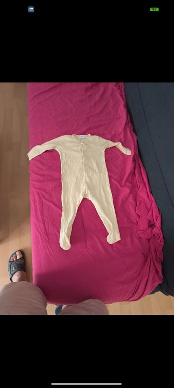 Pijama 12 mois en excellent état