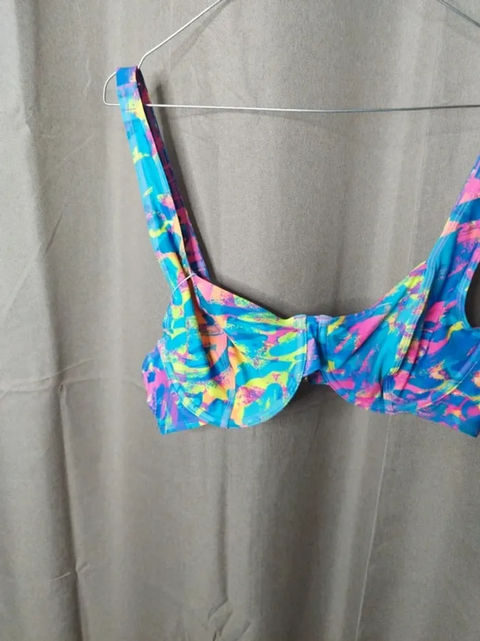 Haut de maillot de bain - photo numéro 3