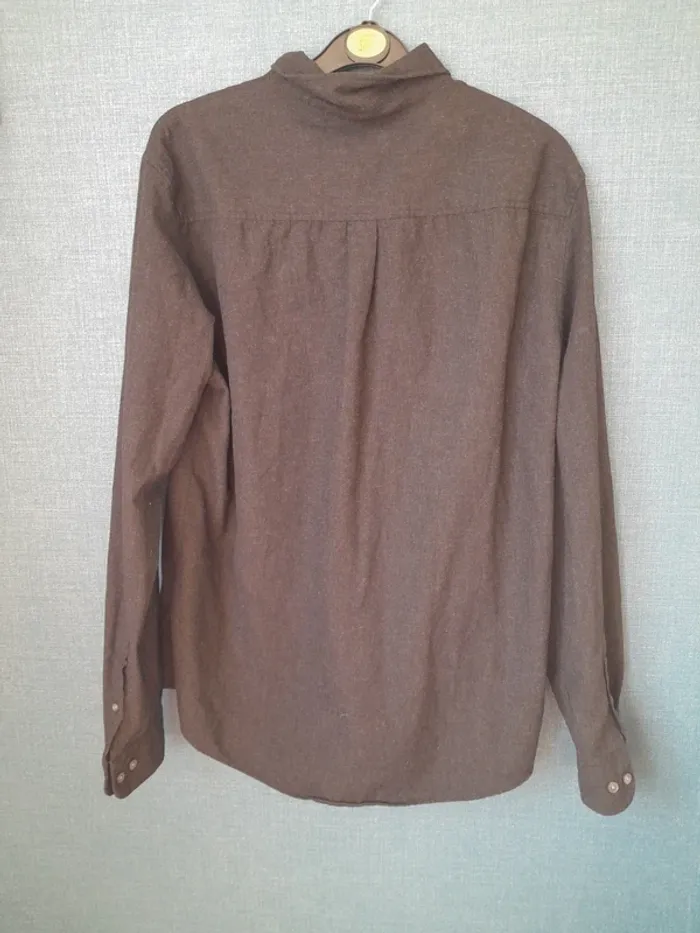 Chemises unies - Taille M - Marque Zalando - Très bon état - photo numéro 3