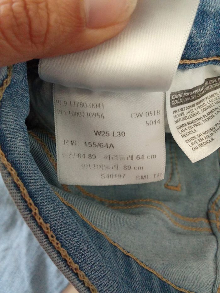 Levi's 710 super skinny 25-30 - photo numéro 5