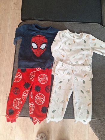 Pijamas 24mois