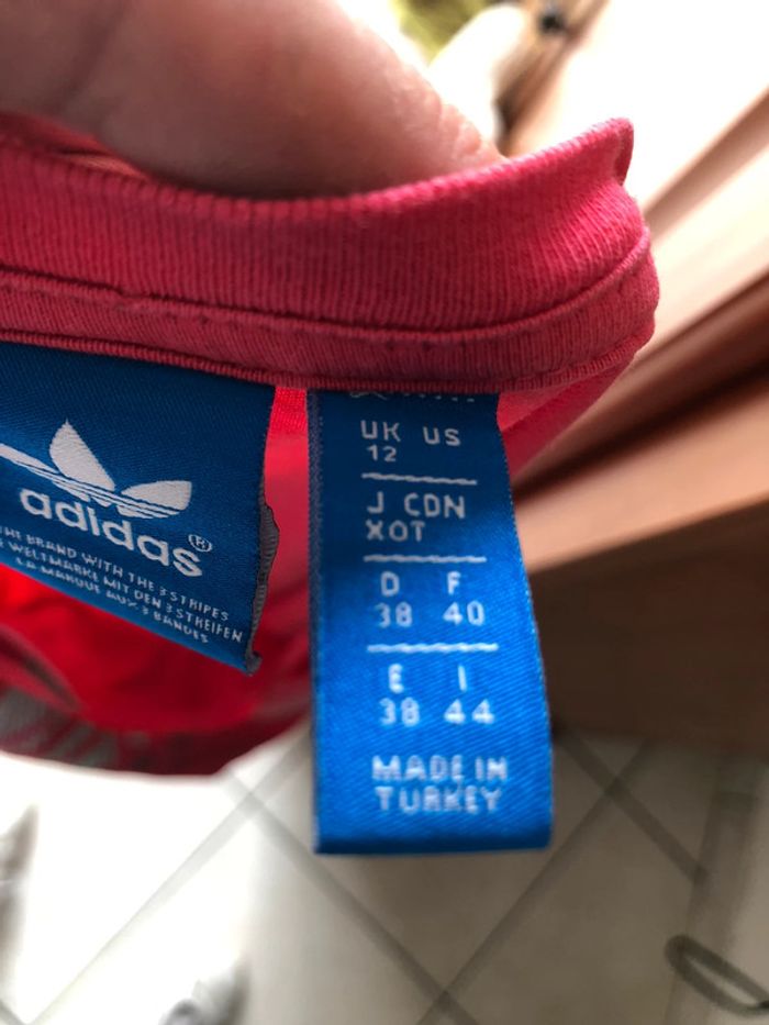 Tee-shirts taille 40 Adidas rose impeccable - photo numéro 4