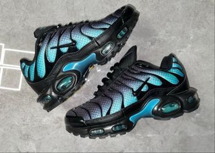 Nike tn noir bleu 31 - photo numéro 2