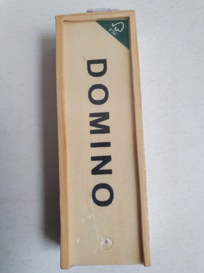 Jeu domino en bois