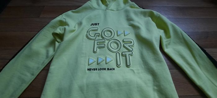 Pull à capuche 12 ans - photo numéro 3