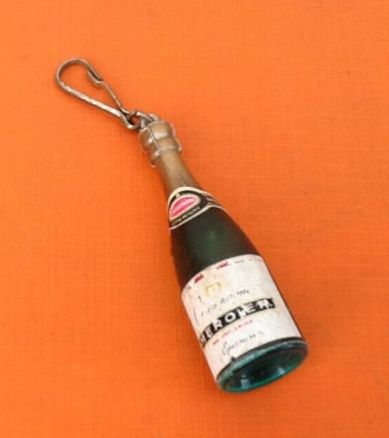 Porte-clés  Bouteille Champagne Mercier